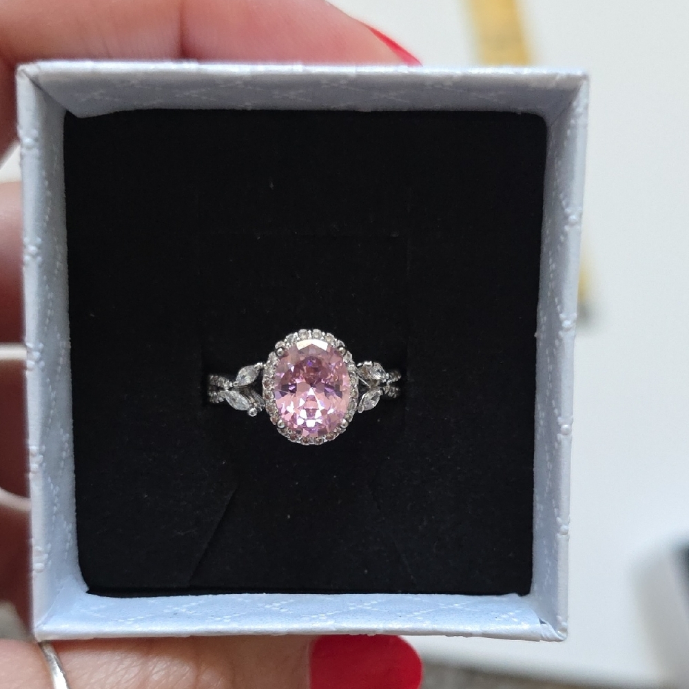 Elegant Pink Gemstone Silver Ring Size 6